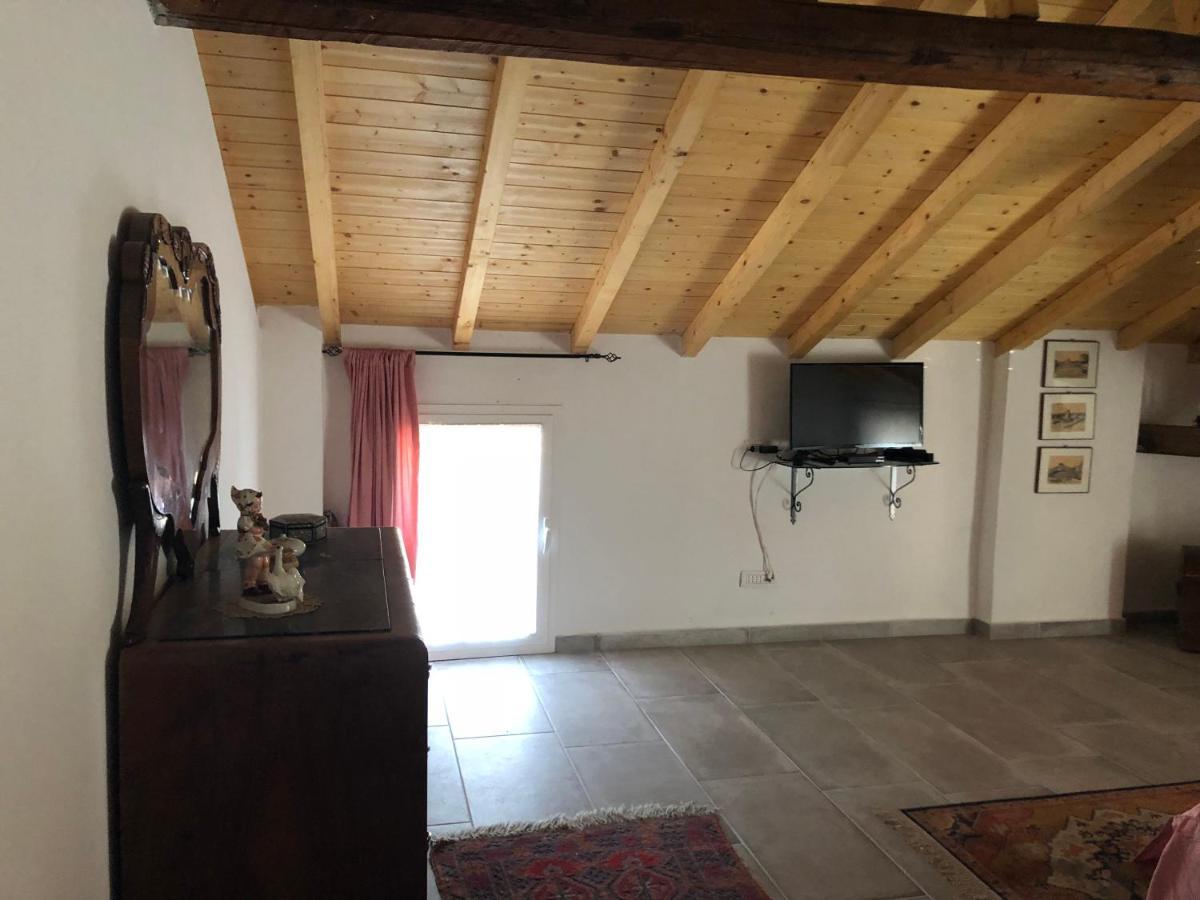 Ampio E Luminoso Appartamento A 2 Passi Da Pavia Cava Manara Eksteriør billede